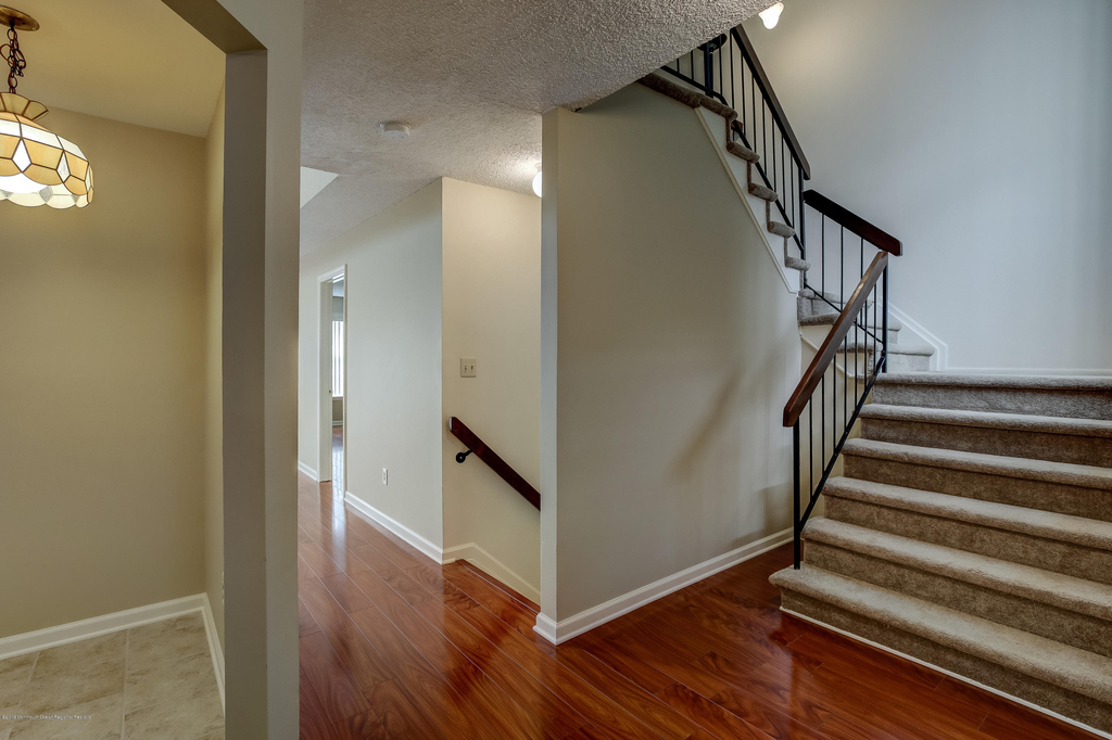 92 Tulip Lane - Photo 6