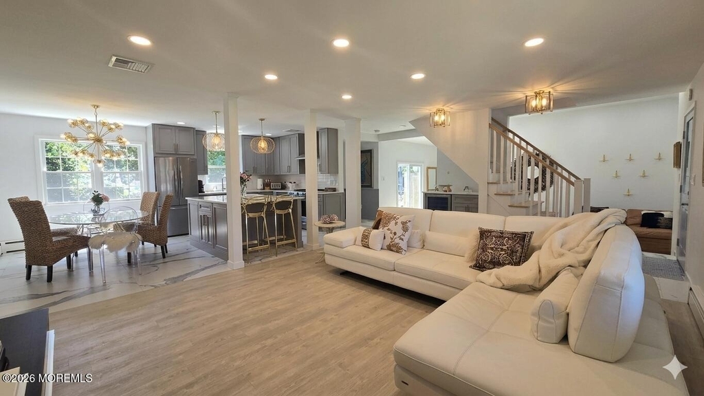 1314 Sunset Avenue - Photo 2