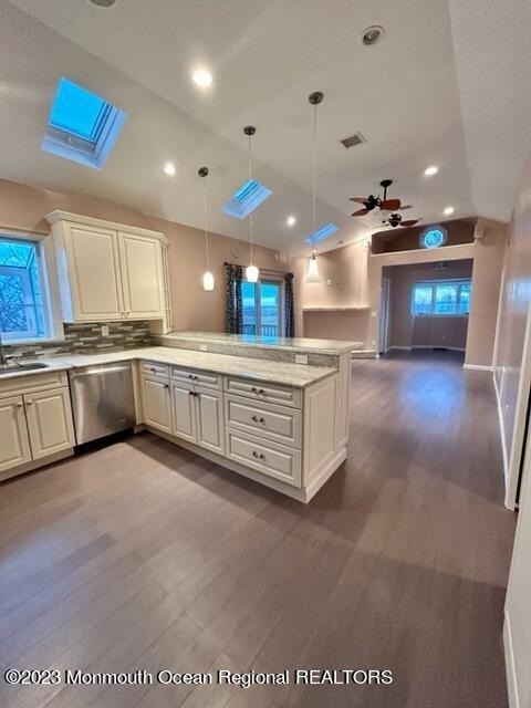 403 Cedar Avenue - Photo 0