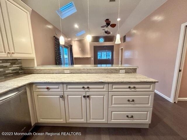 403 Cedar Avenue - Photo 4