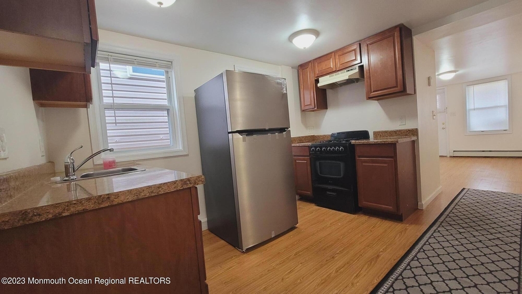 218 Porter Avenue - Photo 6