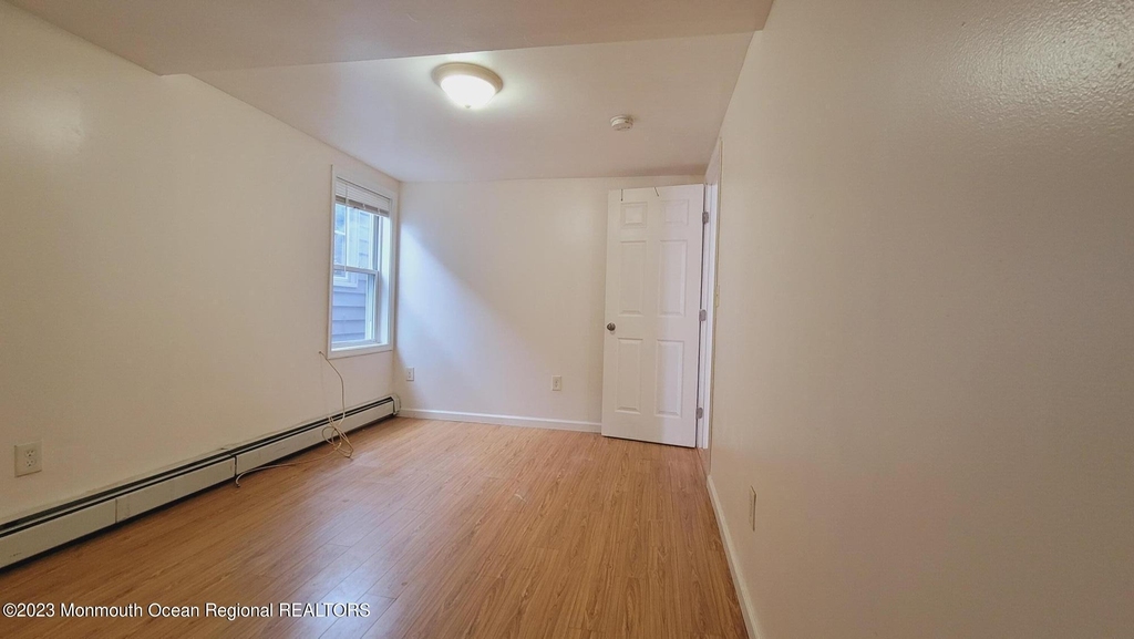 218 Porter Avenue - Photo 10