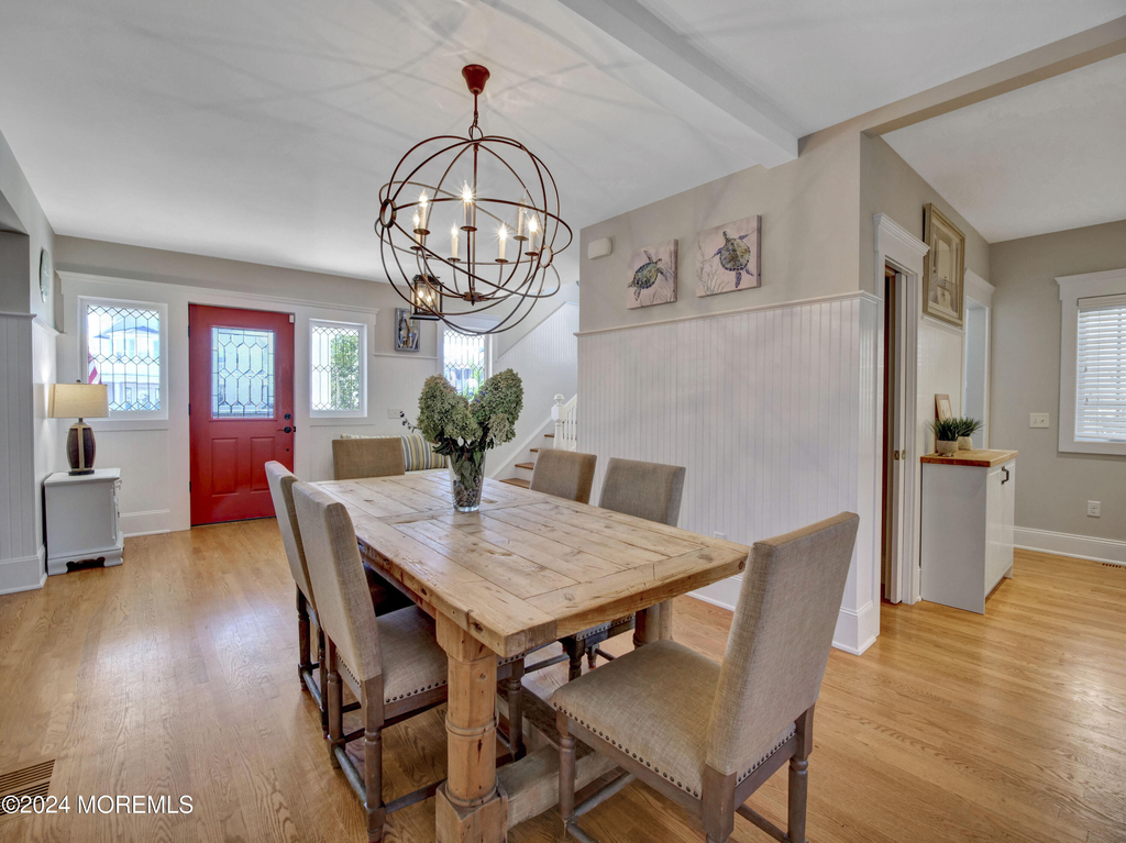 106 10th Avenue - Photo 6