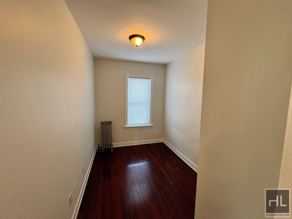 Logan Avenue - Photo 2