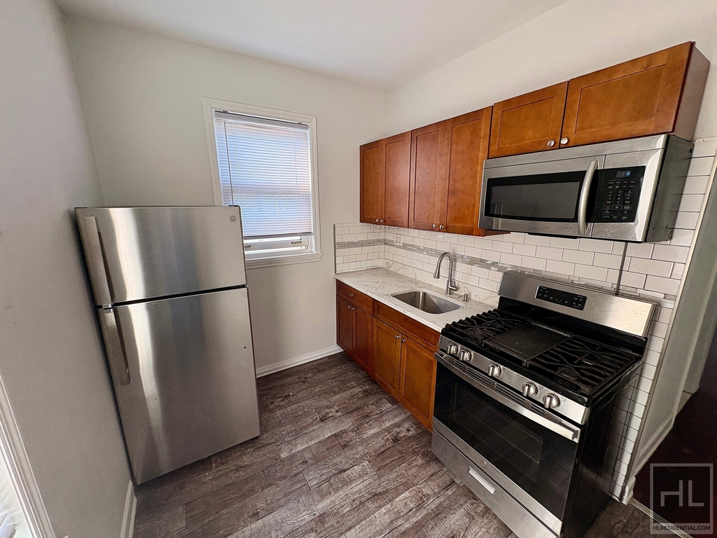 Logan Avenue - Photo 1