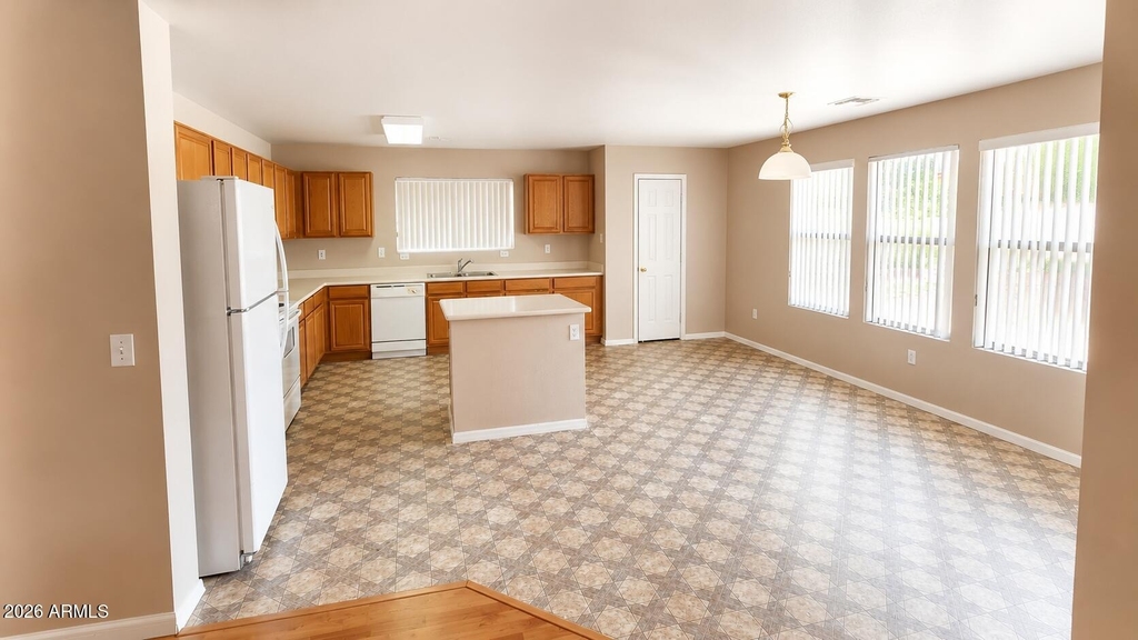 8566 E Desert Lane - Photo 3