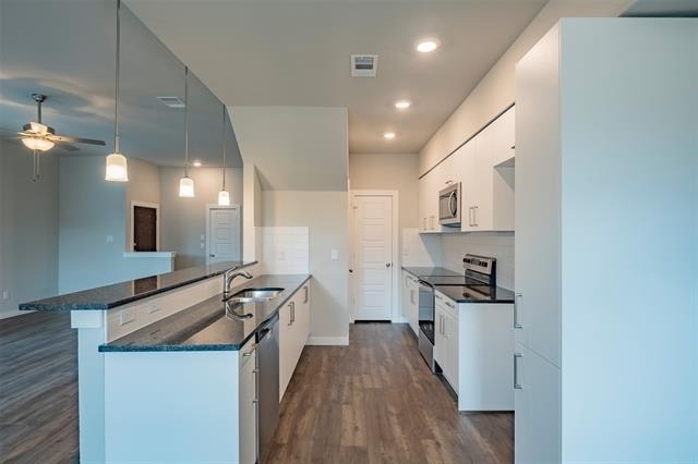 640 Wheatfield Drive - Photo 11