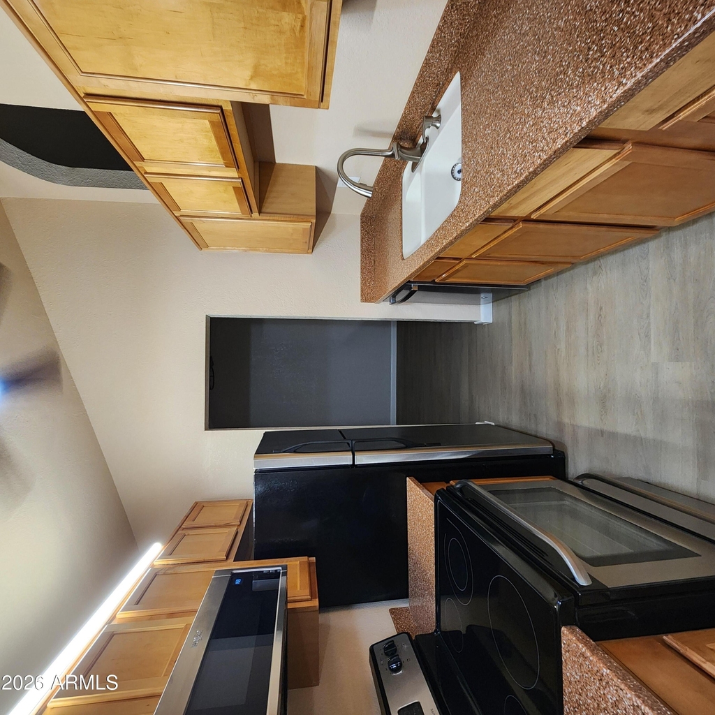 7550 N 12th Street - Photo 13