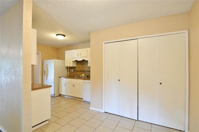 4133 Silverberry Avenue - Photo 25