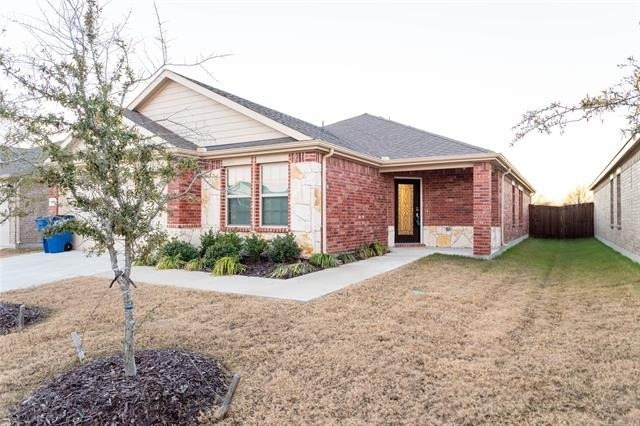 1009 Riverstone Trail - Photo 1