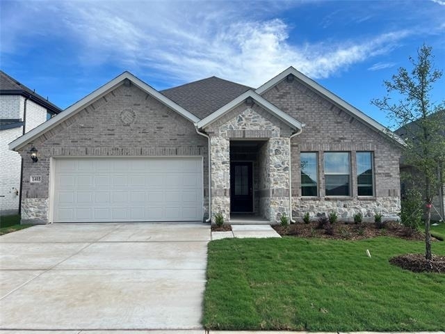 1405 Arrowleaf Drive - Photo 0