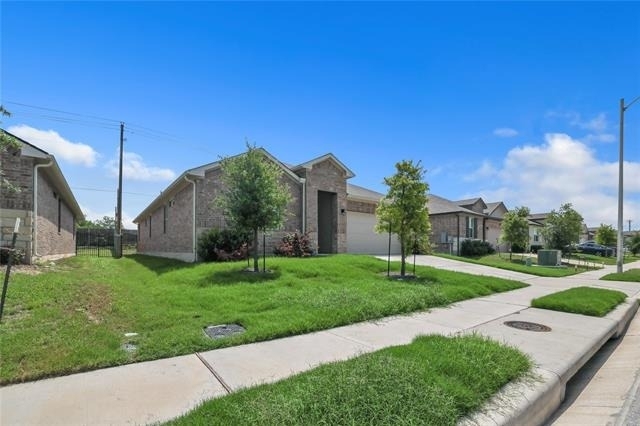 10633 Defender Trail - Photo 32