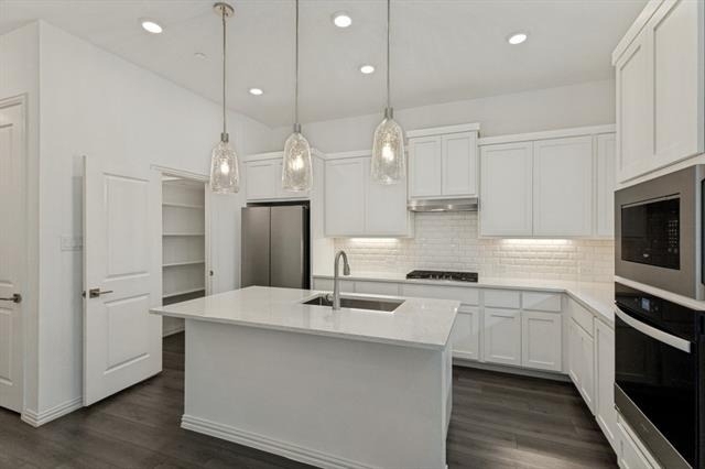 4249 Watson Way - Photo 5