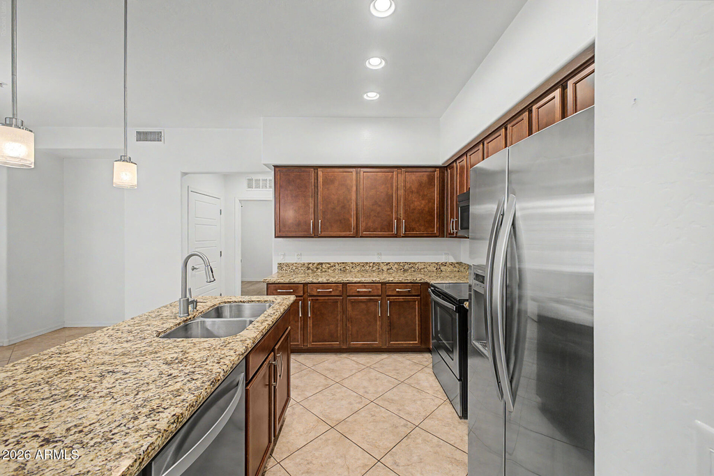 5550 N 16th Street - Photo 6