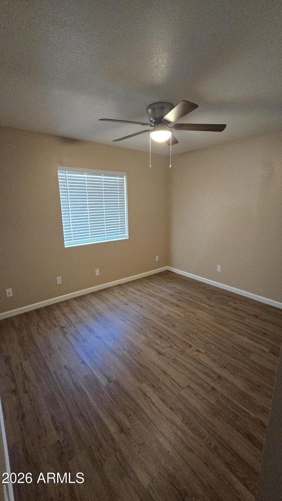 5128 W Surrey Avenue - Photo 25