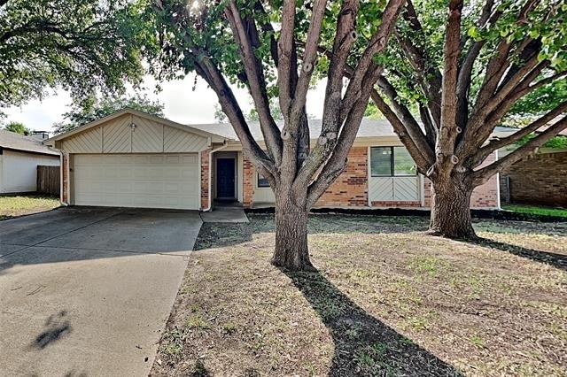 7228 Echo Hill Drive - Photo 0
