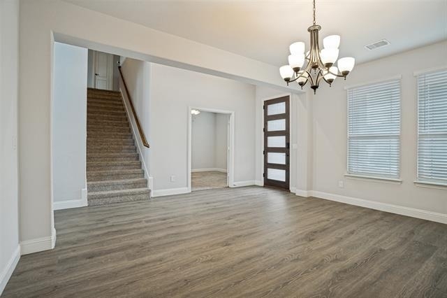 812 Woodview Court - Photo 1