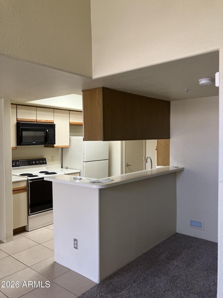 1333 E Morten Avenue - Photo 3