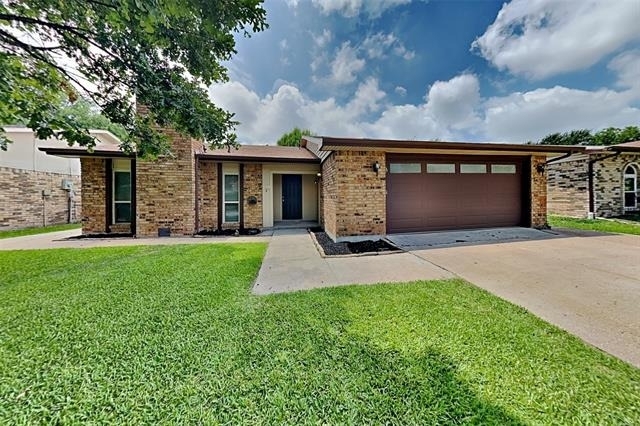 4420 Campion Lane - Photo 0