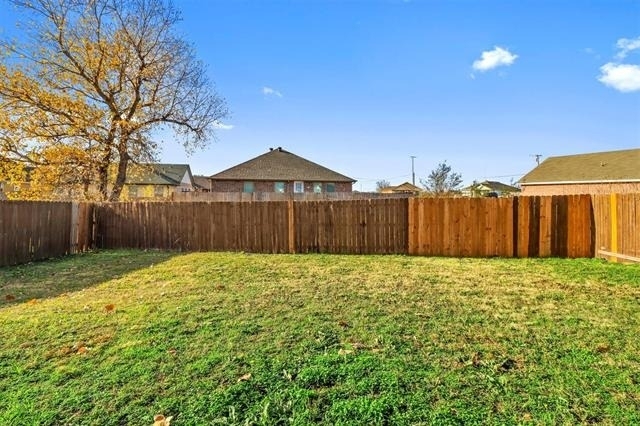 1716 Manor Garden - Photo 14