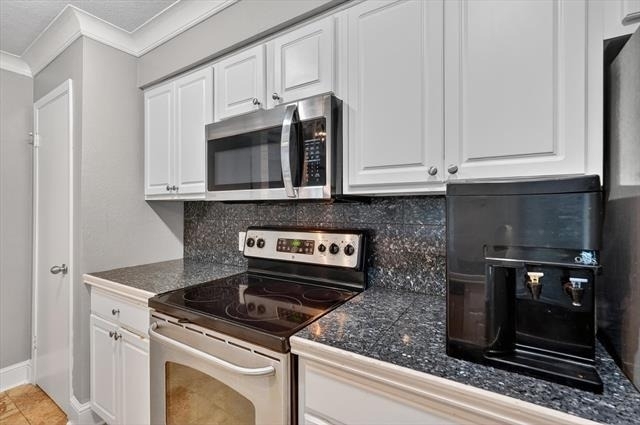 5932 Sandhurst Lane - Photo 16