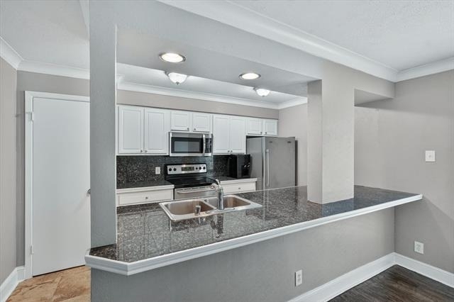 5932 Sandhurst Lane - Photo 13
