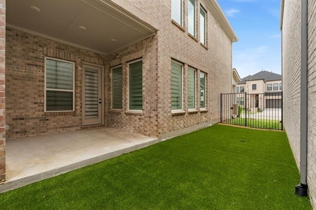9540 Hedge Street - Photo 37