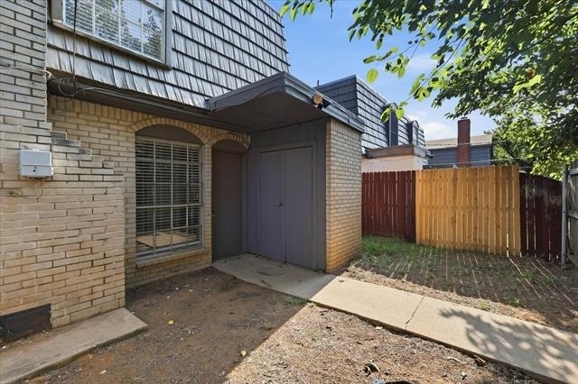 1910 W Sanford Street - Photo 24