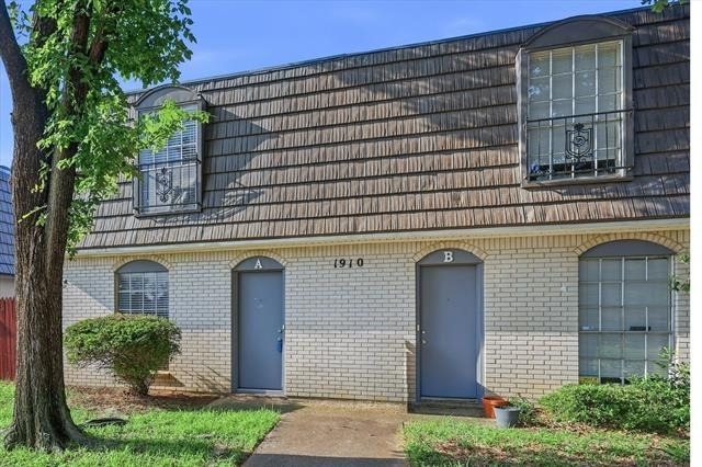 1910 W Sanford Street - Photo 4