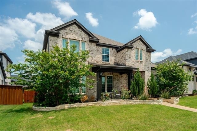 6642 Gavin Drive - Photo 2