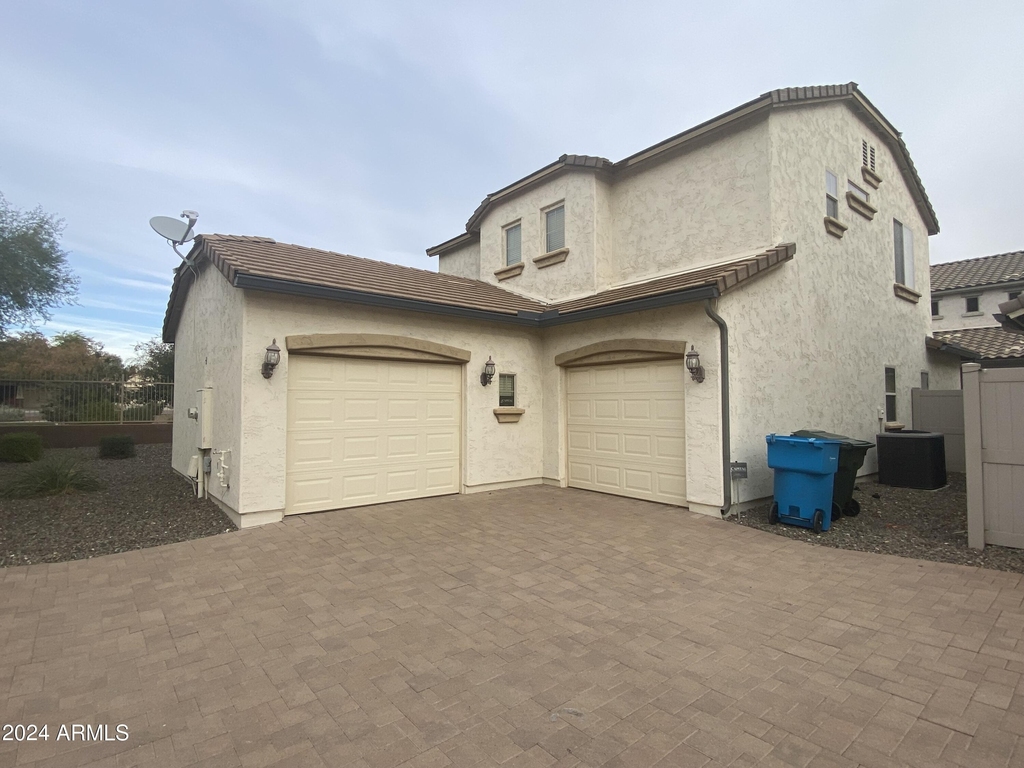 5336 W Molly Lane - Photo 2