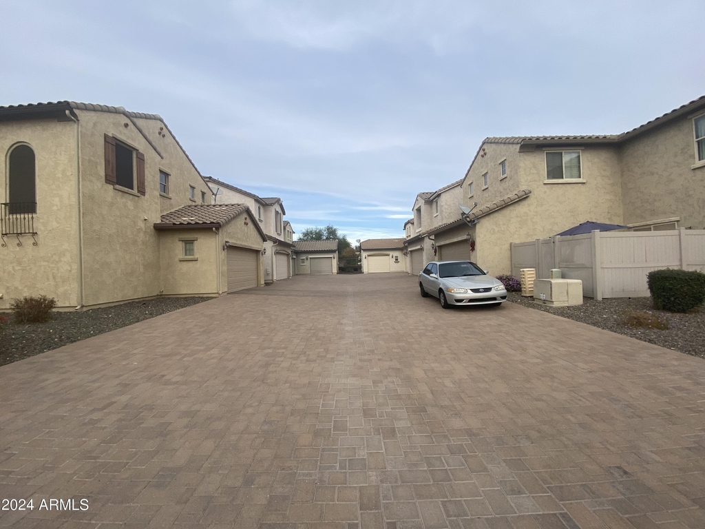 5336 W Molly Lane - Photo 1