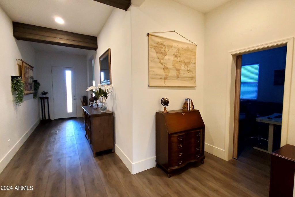 10157 E Strobe Avenue - Photo 4
