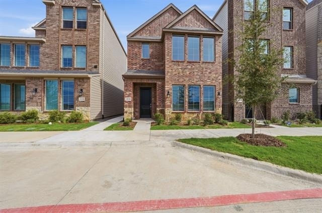 4532 Community Court - Photo 0