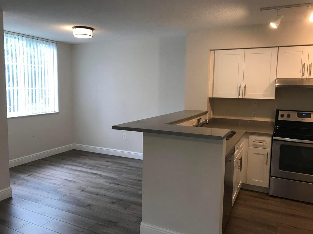 7896 Sonoma Springs Circle - Photo 4