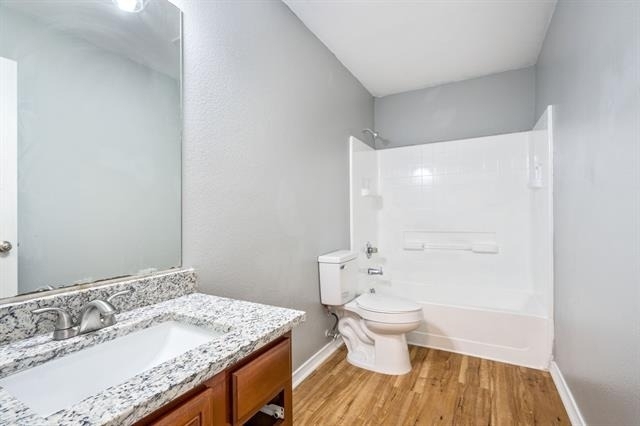 14801 Whispering Court - Photo 19