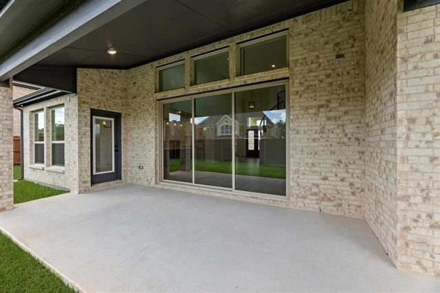 1818 Whisperwood Way - Photo 18