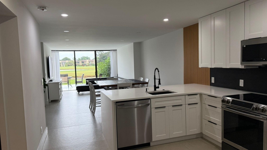 4539 Luxemburg Court - Photo 10