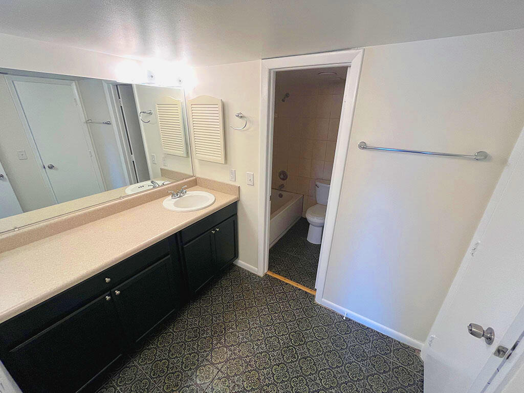 2828 Tennis Club Drive - Photo 7
