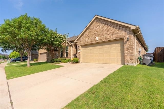 612 Calliopsis Street - Photo 2