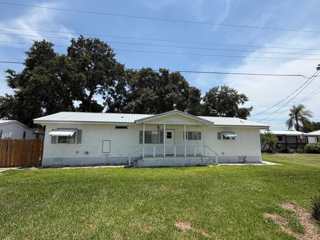 3212 Se 24th Street - Photo 0