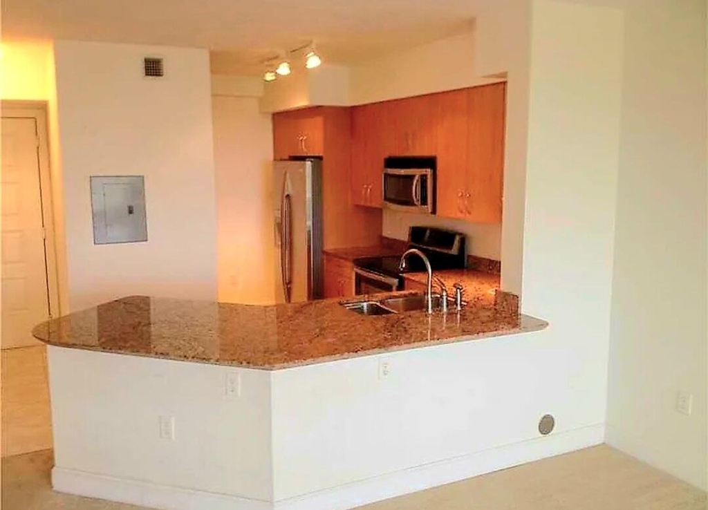 1830 Radius Drive - Photo 3