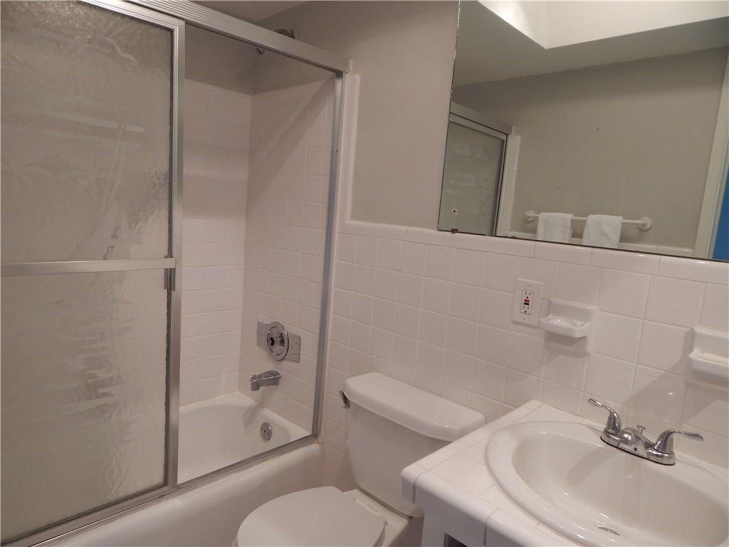 2841 Ne 32nd Street - Photo 5