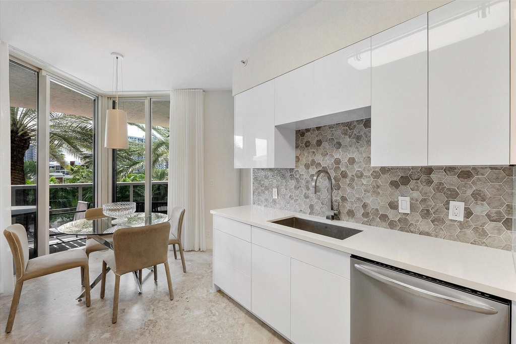 3100 N Ocean Boulevard - Photo 8
