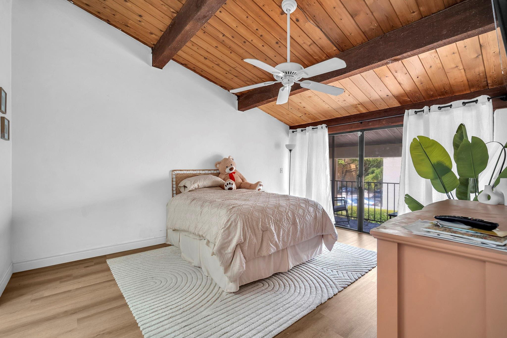 740 E Coco Plum Circle - Photo 17