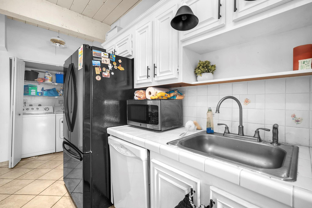 740 E Coco Plum Circle - Photo 13