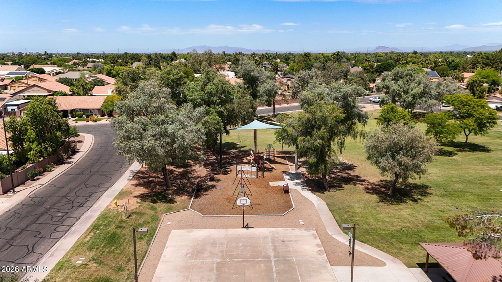 620 E Appaloosa Road - Photo 43