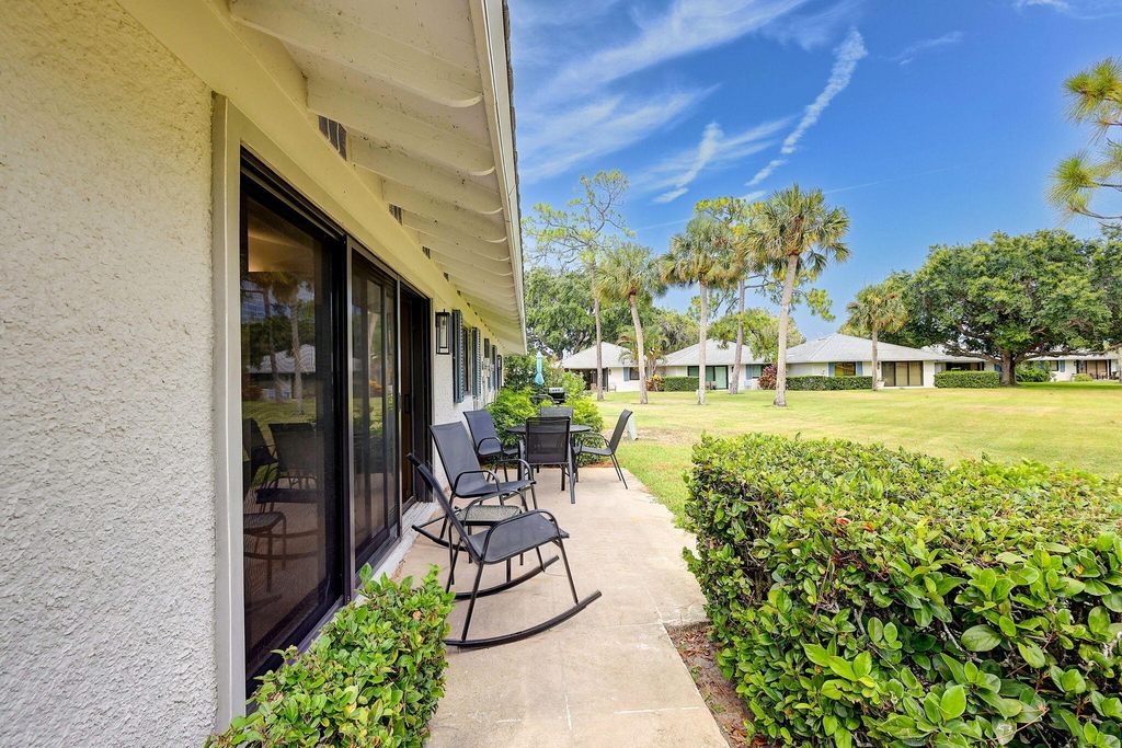 526 Club Drive - Photo 38