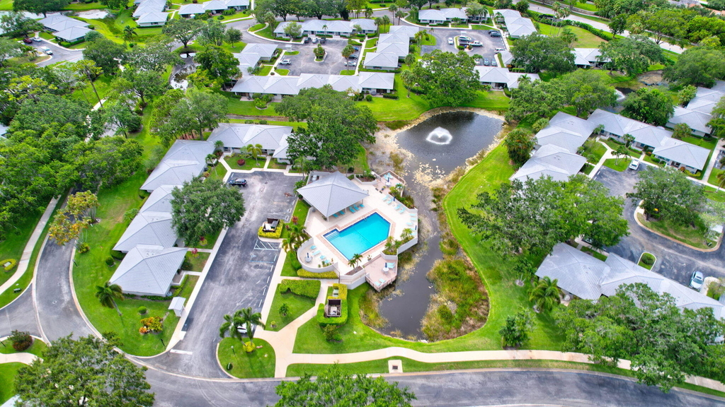 526 Club Drive - Photo 28