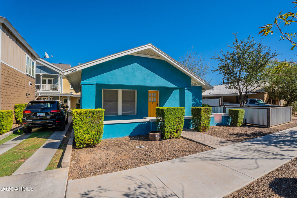 959 S Ash Avenue - Photo 1